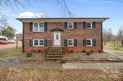 222 Saint Jill Cir, Statesville, NC 28625