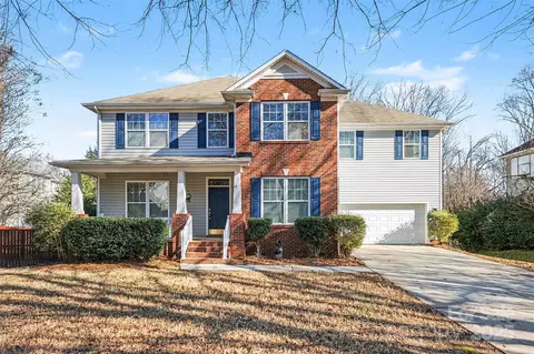 6213 Colonial Garden Dr, Huntersville, NC 28078