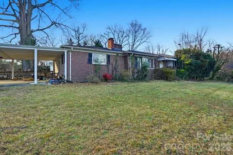 106 Fielding Rd, Charlotte, NC 28214