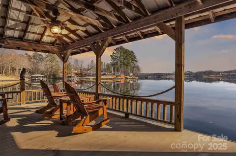 801 Bible Camp Ln, Taylorsville, NC 28681