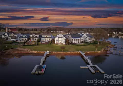 116 Sisters Cove Ct, Mooresville, NC 28117