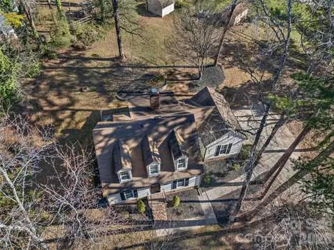 View/Area - 14000 Springwater Dr, Matthews, NC 28105 photo 1 of 4