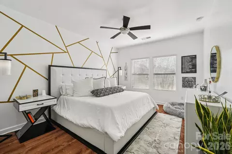 5717 Eleanor Rigby Rd, Charlotte, NC 28278