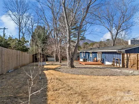 Exterior - 435 Thermal View Dr, Tryon, NC 28782 photo 2 of 7