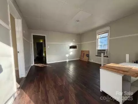 Living - 332 Pegram St, Elkin, NC 28621 photo 1 of 2