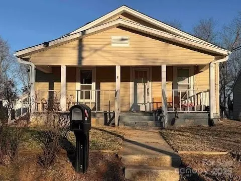 Exterior - 332 Pegram St, Elkin, NC 28621 photo 2 of 5
