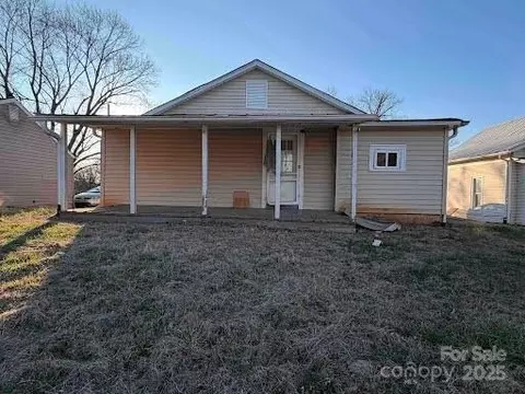 Exterior - 332 Pegram St, Elkin, NC 28621 photo 4 of 5