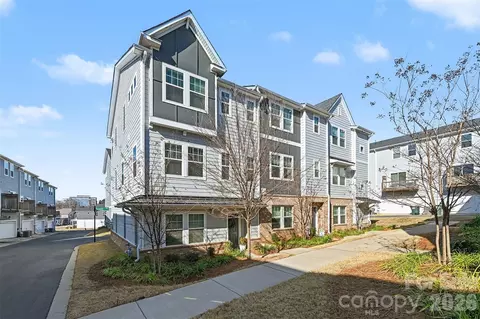 4012 Yucca Aly, Charlotte, NC 28217