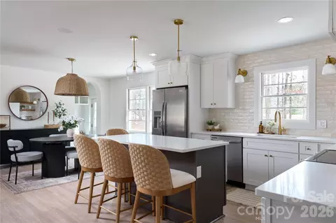 1504 La Forest Ln, Concord, NC 28027