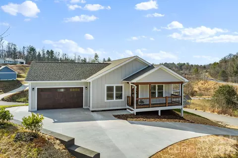 Exterior - 56 White Oak Pl, Mars Hill, NC 28754 photo 4 of 5