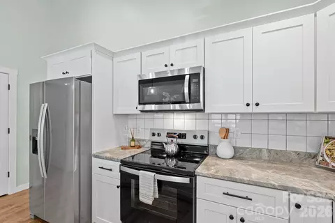 Kitchen - 56 White Oak Pl, Mars Hill, NC 28754 photo 3 of 3