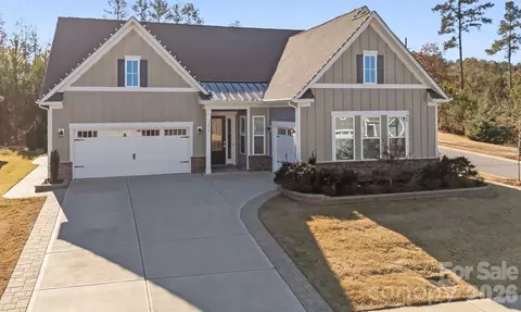 1016 Dali Blvd, Mount Holly, NC 28120