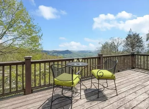 8007 Cloud Forest B C D Ln #B, C, D, Blowing Rock, NC 28605