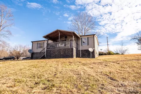 1305 Thunder Run Rd, Boonville, NC 27011