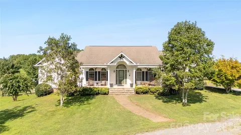 150 Rabbit Moffitt Rd, Rutherfordton, NC 28139