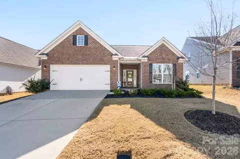 178 Abersham Dr, Mooresville, NC 28115