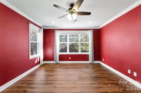 Living - 6065 Chimney Bluff Rd, Lancaster, SC 29720 photo 4 of 5