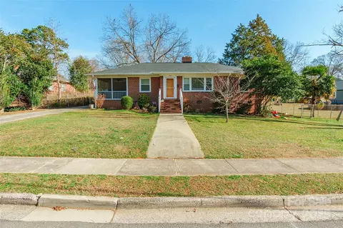 724 Colonial Dr, Rock Hill, SC 29730