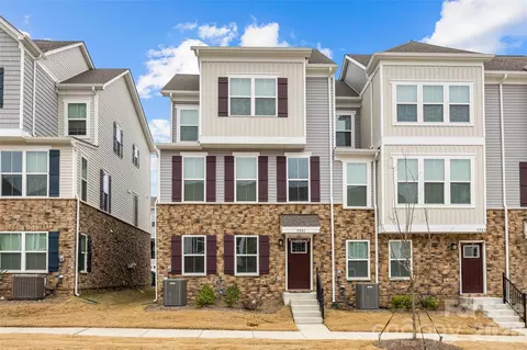 9921 Oaklawn Nw Blvd NW, Huntersville, NC 28078