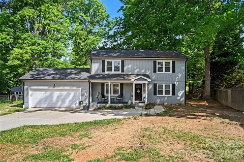 130 Cherokee Ln, Salisbury, NC 28147