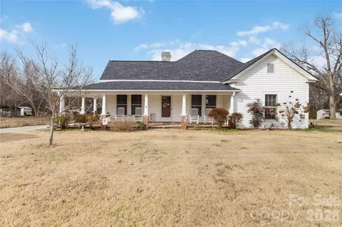 3841 York St, Sharon, SC 29742