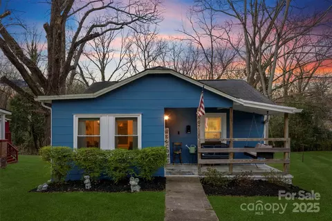 507 S Maple St, Dallas, NC 28034