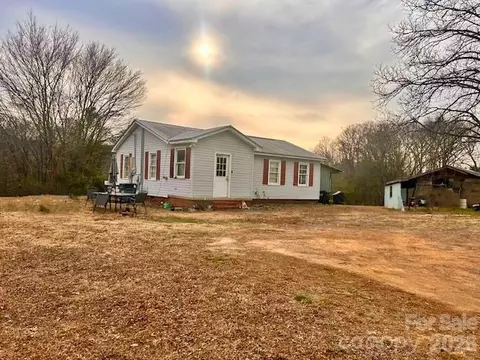 8772 Honeycutt Rd, Stanfield, NC 28163