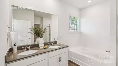 527 Dazzle Loop, Newton, NC 28658 photo 27