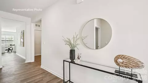 527 Dazzle Loop, Newton, NC 28658 photo 3