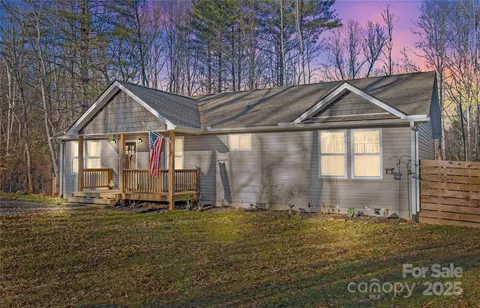 60 Oakwood 039 Dr #039, Hendersonville, NC 28792