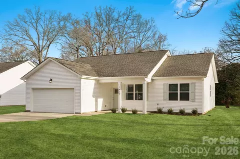 1420 N Charlotte Ave, Monroe, NC 28110