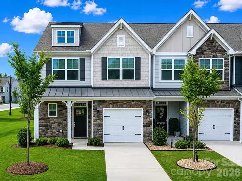 4003 Rothwood Ln, Harrisburg, NC 28075