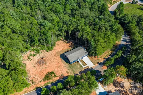 View/Area - 138 Cascades Dr, Hickory, NC 28601 photo 4 of 5