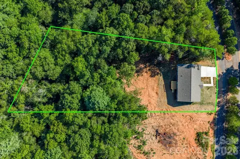 View/Area - 138 Cascades Dr, Hickory, NC 28601 photo 2 of 5