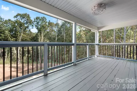Exterior - 138 Cascades Dr, Hickory, NC 28601 photo 1 of 1