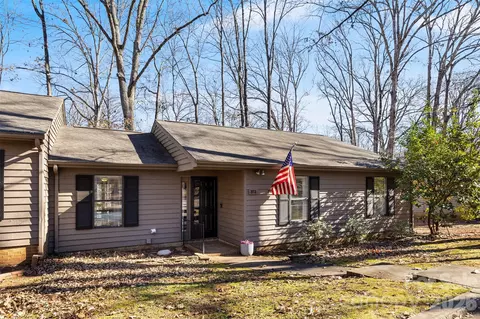 372 Tall Oaks Trl, Fort Mill, SC 29715