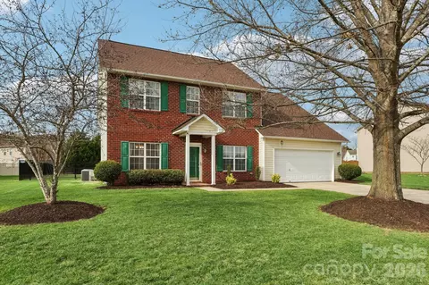 3019 Twin Peaks Ct, Monroe, NC 28110