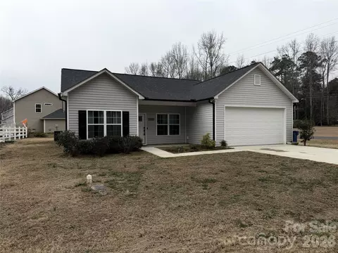 111 Rogers St, Pageland, SC 29728