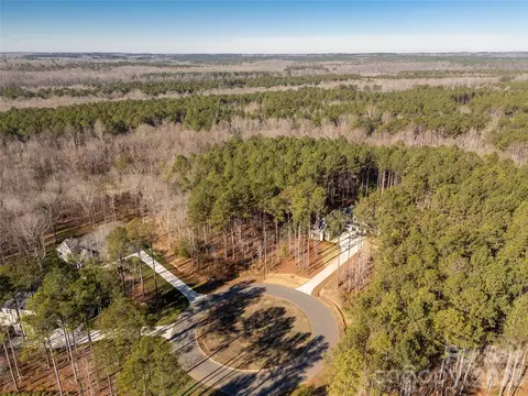 8656 Rainier Ct, Lancaster, SC 29720