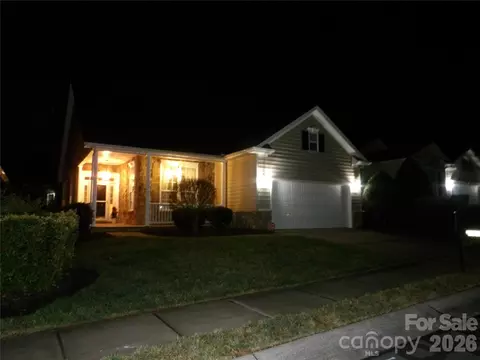 2320 Jade Ln, Fort Mill, SC 29708 photo 3