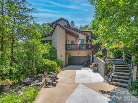 117 Eagles Crest Way, Lake Lure, NC 28746