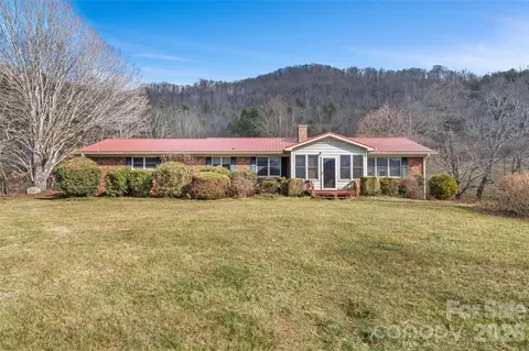 154 Wilson Dr, Canton, NC 28716