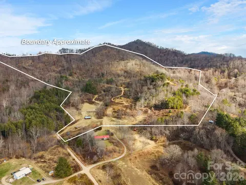 999 Wilson Dr, Canton, NC 28716