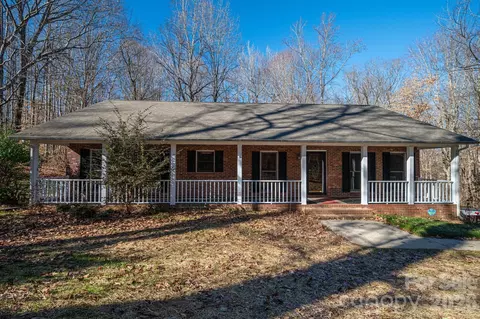 480 S Ingleside Farm Rd, Iron Station, NC 28080