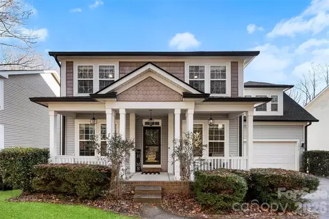 5630 Colonial Garden Dr, Huntersville, NC 28078