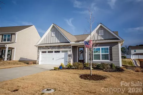 114 Milliner Dr, Troutman, NC 28166