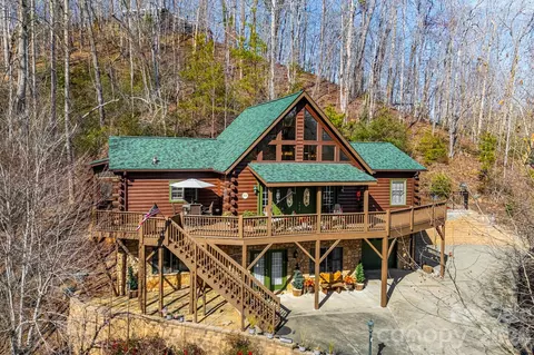 158 Raven Blvd, Lake Lure, NC 28746