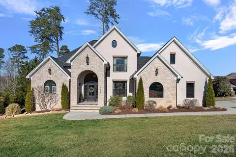 329 Bent Tree Dr, Stanley, NC 28164