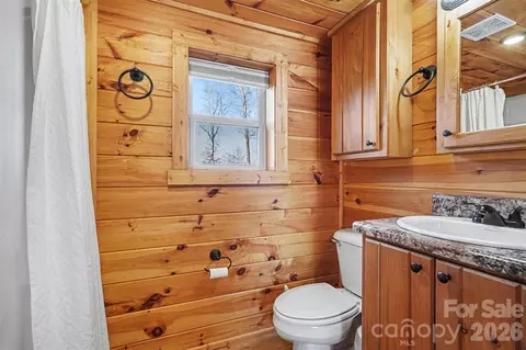 Bath - 807 C E Stewart Rd, Clover, SC 29710 photo 2 of 2