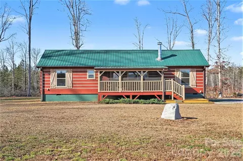 Exterior - 807 C E Stewart Rd, Clover, SC 29710 photo 2 of 6